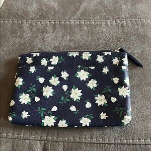 Draper James Navy Floral Wristlet